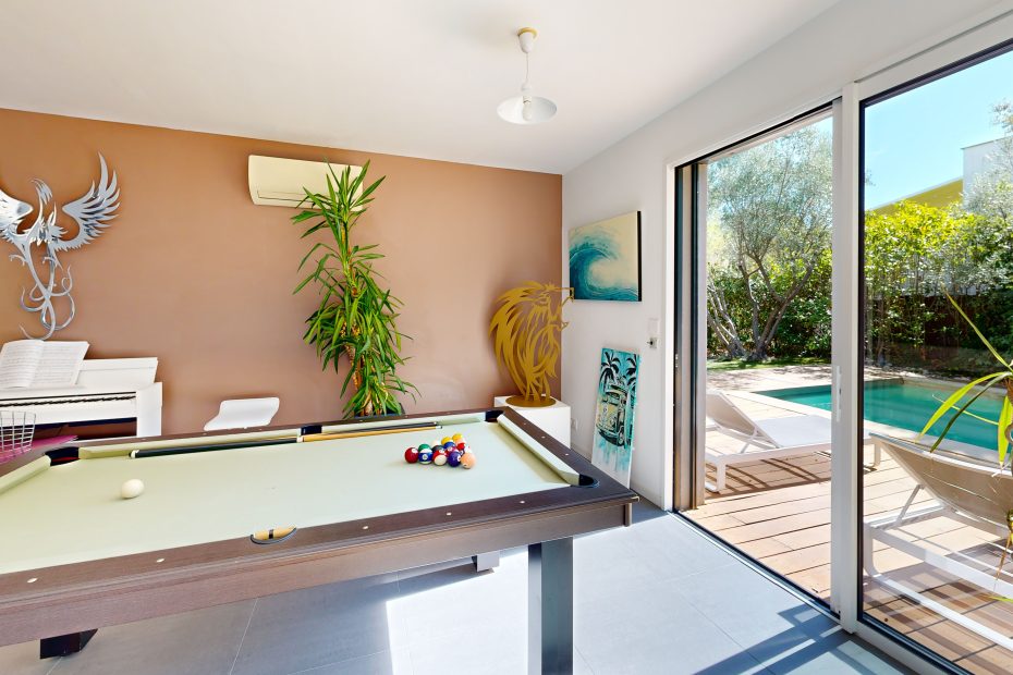 artwork lounge panorama